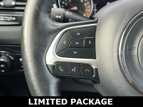 Used 2019 Jeep Compass Limited image 21