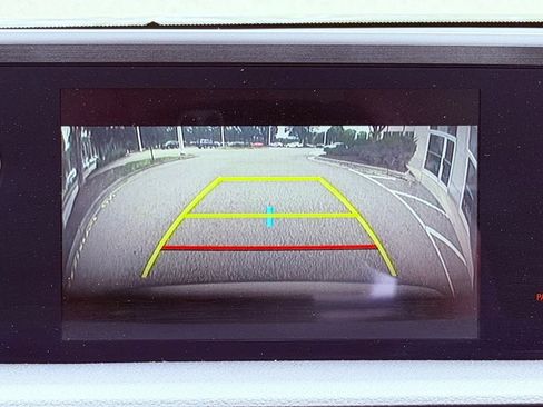 Certified 2021 Lexus ES 300h w/ Premium Package FWD image 23