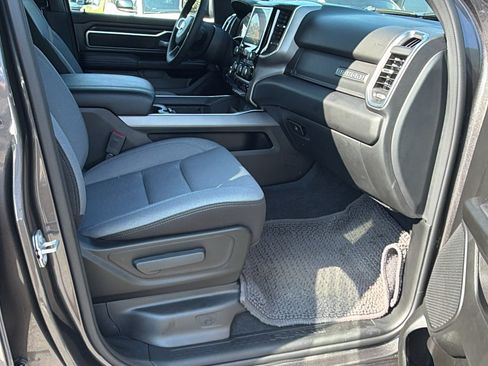 Used 2025 RAM 1500 Big Horn AWD/4WD image 19