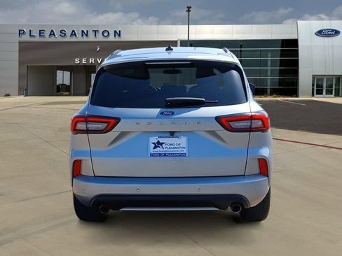 Certified 2024 Ford Escape ST-Line w/ Tech Pack #1 FWD image 4