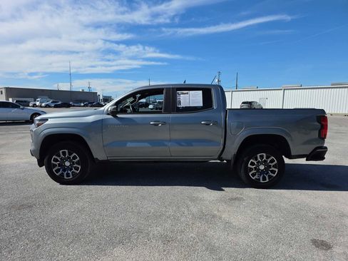 Used 2023 Chevrolet Colorado LT w/ LT Convenience Package image 5