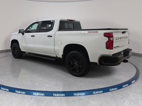Used 2024 Chevrolet Silverado 1500 LT Trail Boss w/ Convenience Package II AWD/4WD image 8