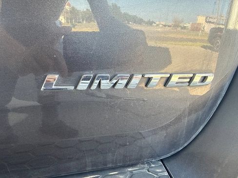 Used 2015 Dodge Durango Limited w/ Premium Group AWD/4WD image 11