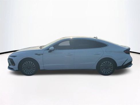 New 2026 Hyundai Sonata SEL FWD image 8