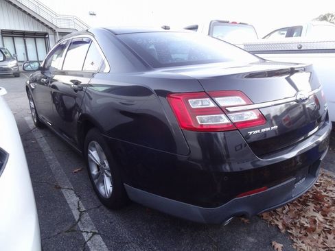 Used 2013 Ford Taurus SEL image 4
