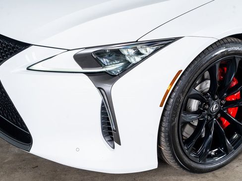 Used 2018 Lexus LC 500 Coupe w/ Performance Package image 12