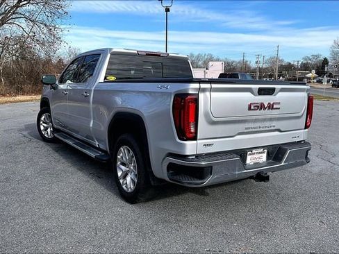 Used 2019 GMC Sierra 1500 SLT w/ SLT Premium Package image 4
