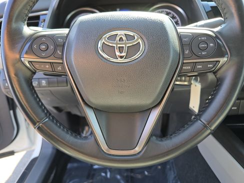 Used 2023 Toyota Camry SE image 31