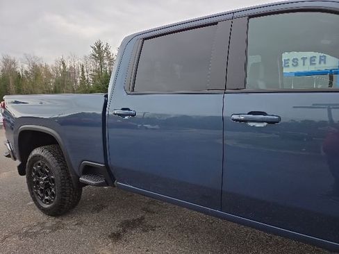New 2026 Chevrolet Silverado 2500 LT w/ All Star Edition AWD/4WD image 17