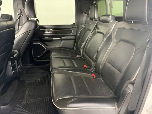 Used 2019 RAM 1500 Laramie image 13