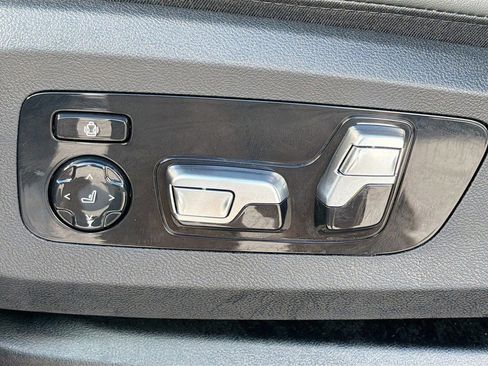 Certified 2025 BMW X5 xDrive40i AWD/4WD image 26