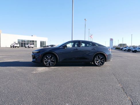 Used 2026 Toyota Crown XLE image 7