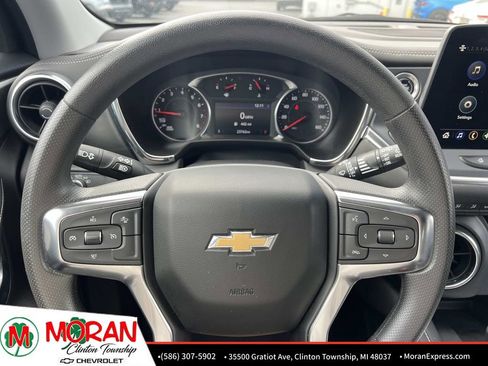 Certified 2024 Chevrolet Blazer LT w/ Convenience Package FWD image 19