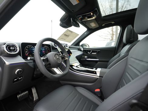 New 2026 Mercedes-Benz GLC 300 GLC 300 image 35