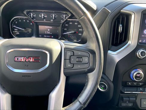 Used 2021 GMC Sierra 1500 SLT AWD/4WD image 25