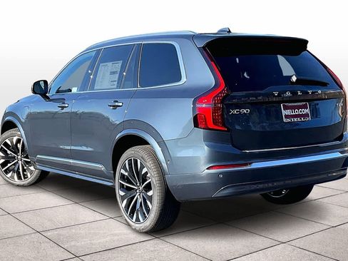 New 2026 Volvo XC90 T8 Ultra w/ Protection Package Premier image 3