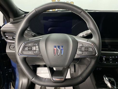 Used 2024 Buick Envista Preferred w/ Convenience I Package image 14