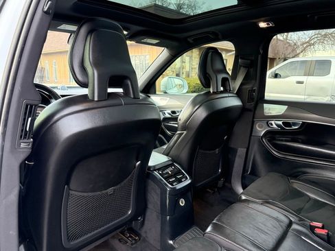 Used 2017 Volvo XC90 T8 R-Design w/ Vision Package image 20