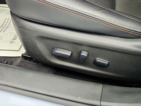 Used 2024 Nissan Altima 2.5 SR w/ SR Premium Package image 12