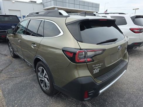 Used 2020 Subaru Outback Touring XT AWD/4WD image 2