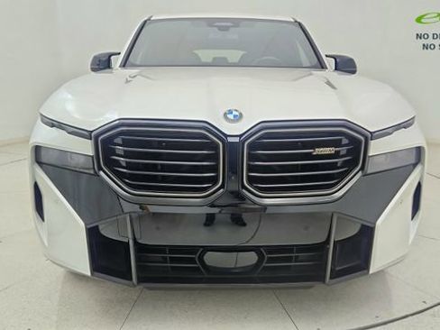 Used 2023 BMW XM AWD/4WD image 2