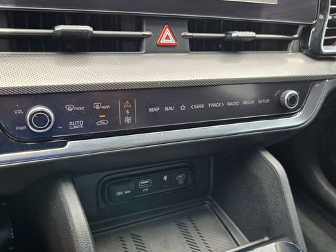 Used 2024 Kia Sportage SX FWD image 18