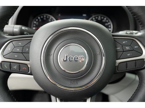 Used 2022 Jeep Renegade Limited w/ Sun, Sound & Wheels Group AWD/4WD image 18