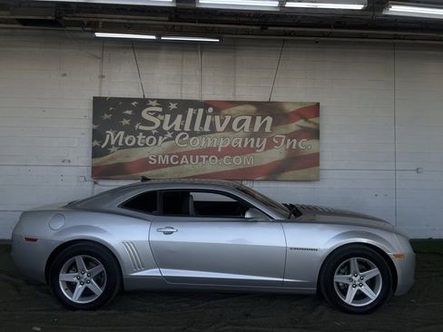 Used 2010 Chevrolet Camaro LT image 6