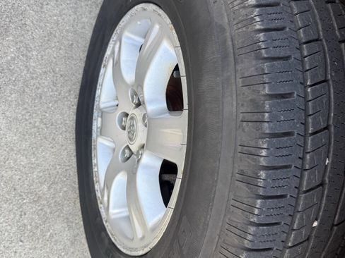 Used 2003 Toyota Highlander Limited image 27