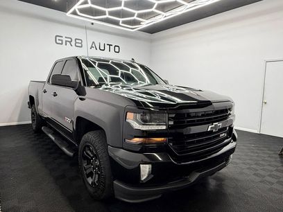 Used 2017 Chevrolet Silverado 1500 LT w/ Midnight Edition