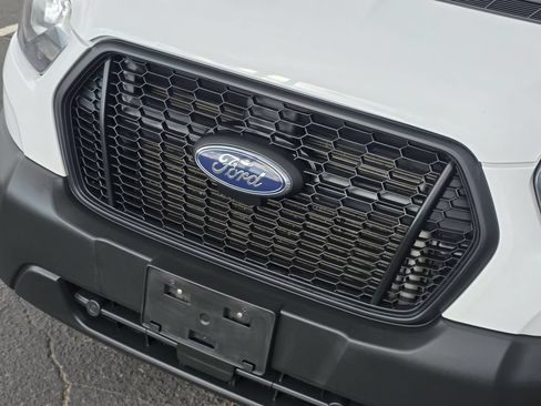 Used 2023 Ford Transit 250 Medium Roof AWD image 46