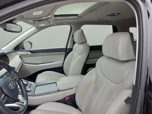 Used 2021 Hyundai Palisade SEL w/ Premium Package image 13