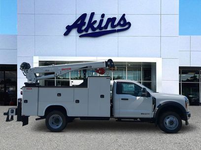 New 2025 Ford F550 4x4 Regular Cab Super Duty
