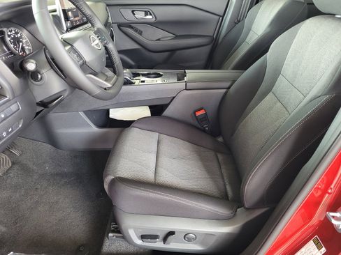 New 2026 Nissan Rogue SV w/ Cold Weather Package FWD image 9