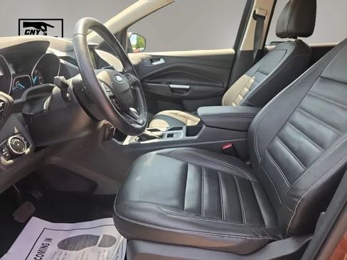 Used 2017 Ford Escape Titanium AWD/4WD image 9