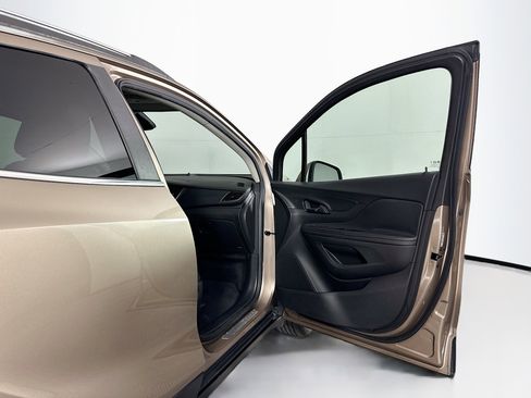 Used 2018 Buick Encore Preferred image 30