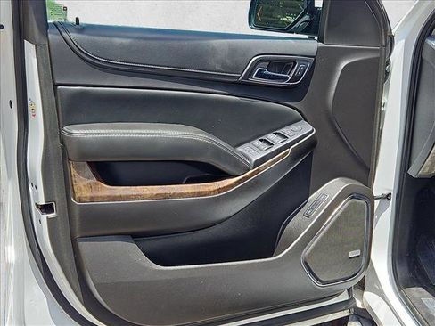 Used 2016 Chevrolet Tahoe LT w/ Luxury Package RWD image 11