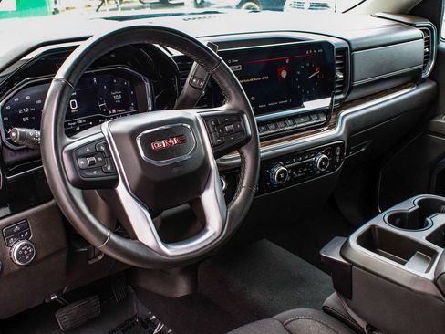 Used 2023 GMC Sierra 1500 Elevation AWD/4WD image 15