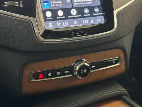 Certified 2023 Volvo XC90 B6 Plus w/ Protection Package Premier AWD/4WD image 21