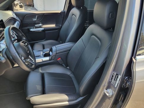 Used 2021 Mercedes-Benz GLB 250 image 17