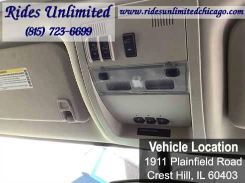 Used 2013 Chevrolet Suburban LT w/ Luxury Package AWD/4WD image 35