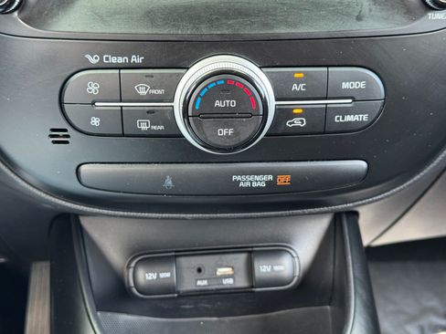 Used 2019 Kia Soul + FWD image 24