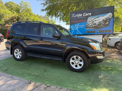 Used 2004 Lexus GX 470 AWD/4WD image 2