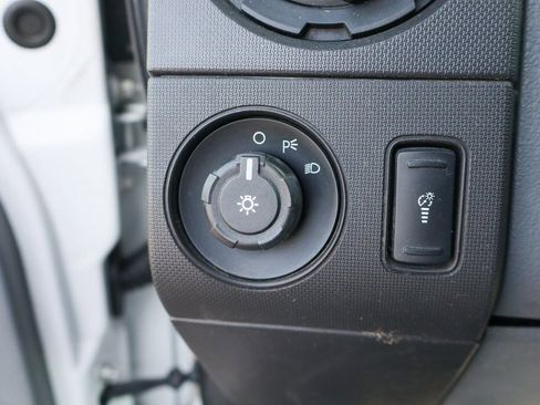 Used 2015 Ford F550 2WD Regular Cab Super Duty image 22