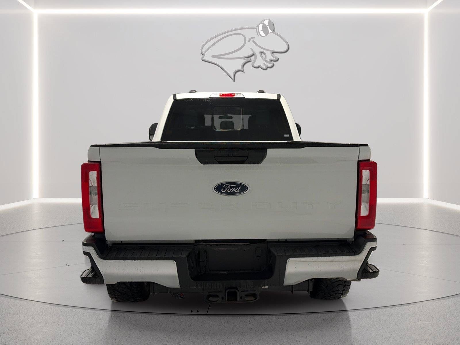 Used 2024 Ford F250 XL AWD/4WD image 4