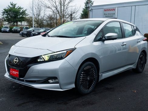 Used 2023 Nissan Leaf SV Plus image 3