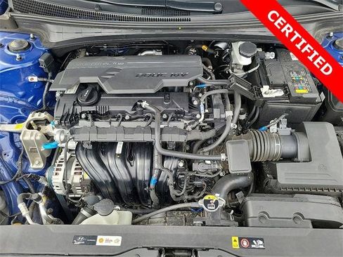 Used 2025 Hyundai Elantra Sport image 22