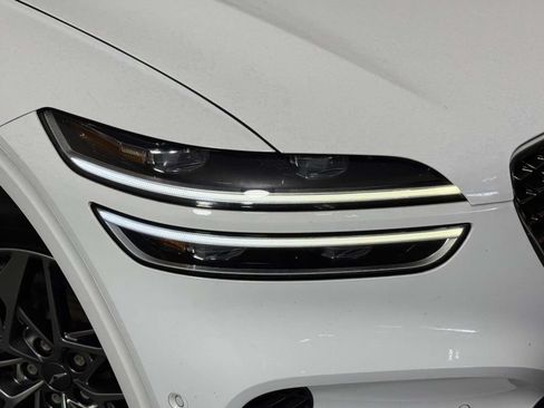 Used 2022 Genesis GV70 2.5T w/ Advanced Package AWD/4WD image 15