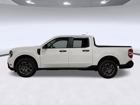 Used 2025 Ford Maverick XLT w/ XLT Luxury Package FWD image 2