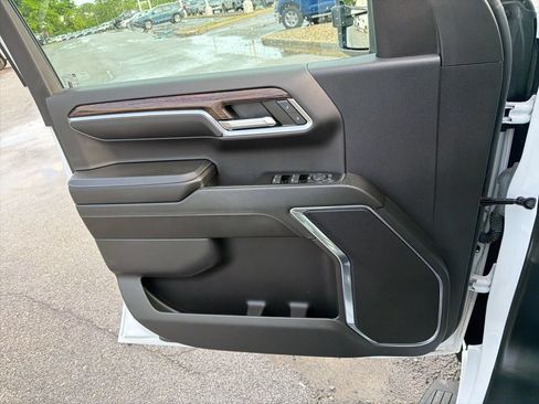 Used 2024 GMC Sierra 1500 Elevation w/ X31 Off-Road Package AWD/4WD image 36
